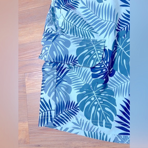 Deluth Trading Company Men’s swim trunks, floral print,good condition, size 42 - Picture 3 of 13